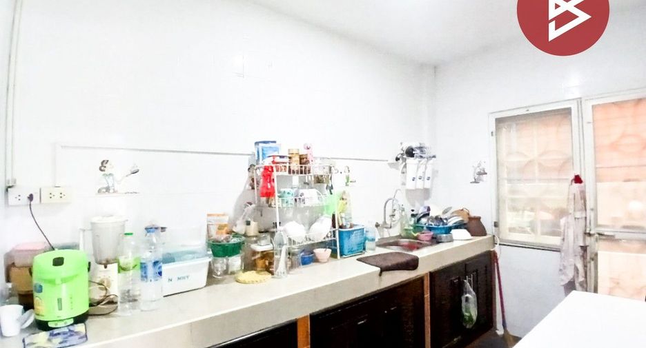 For sale 4 bedrooms house in Mueang Samut Prakan, Samut Prakan