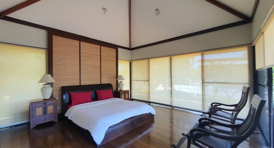 For rent 4 bedrooms house in East Pattaya, Pattaya