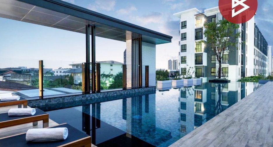 À vendre 1 chambre condo à Bang Na, Bangkok