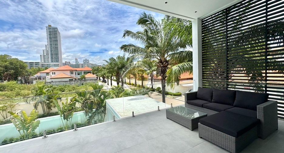 For sale 6 bedrooms villa in Pratumnak, Pattaya