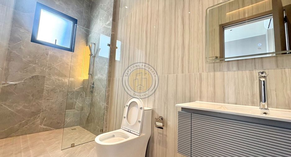 For sale 6 bedrooms villa in Pratumnak, Pattaya