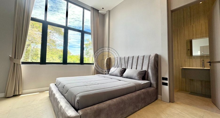 For sale 6 bedrooms villa in Pratumnak, Pattaya