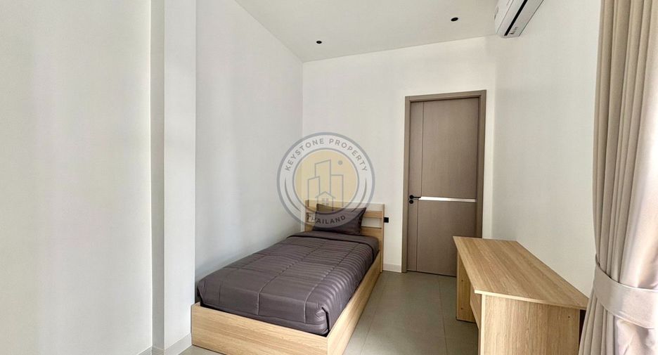 For sale 6 bedrooms villa in Pratumnak, Pattaya