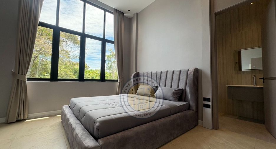 For sale 6 bedrooms villa in Pratumnak, Pattaya