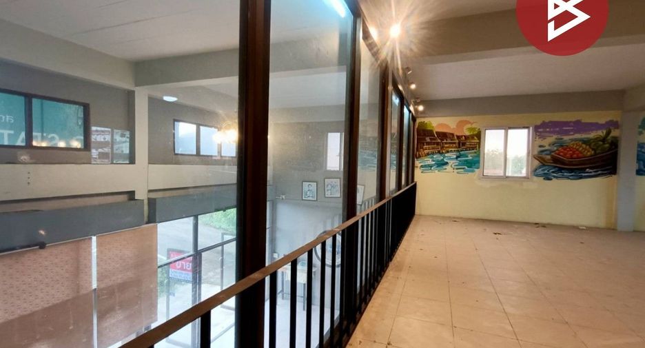 Casa adosada en venta de 2 habitaciones en Wat Phleng, Ratchaburi
