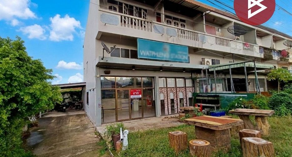 À vendre 2 chambres maison de ville à Wat Phleng, Ratchaburi