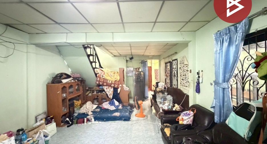 For sale 3 bedrooms townhouse in Sai Mai, Bangkok