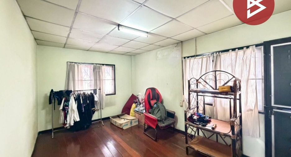 For sale 3 bedrooms townhouse in Sai Mai, Bangkok