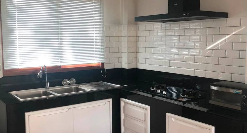 For sale 4 bedrooms house in Mae Rim, Chiang Mai
