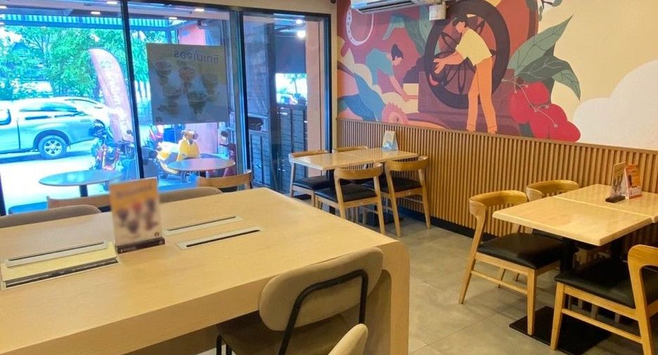 For sale 6 bedrooms retail Space in Mueang Samut Prakan, Samut Prakan