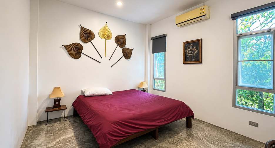 For rent 10 bedrooms villa in Mueang Krabi, Krabi