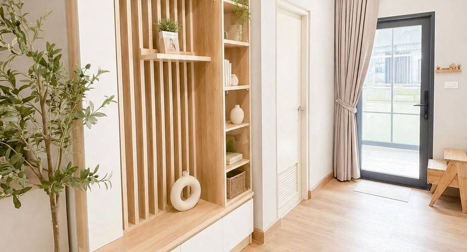 For rent 4 bedrooms house in Bang Phli, Samut Prakan