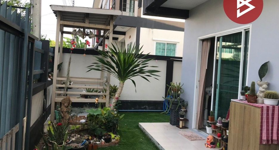 For sale 3 bedrooms townhouse in Bang Saray, Pattaya
