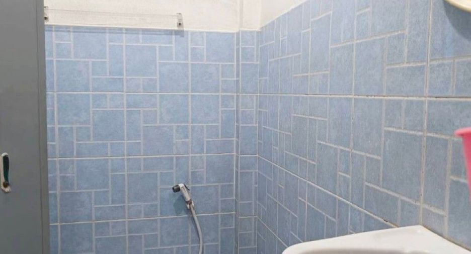 For sale 2 bedrooms townhouse in Nong Chok, Bangkok