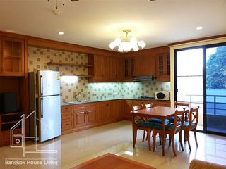 For rent 3 bedrooms apartment in Watthana, Bangkok