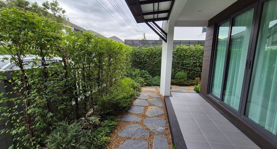 For sale 3 bedrooms house in Mueang Nonthaburi, Nonthaburi