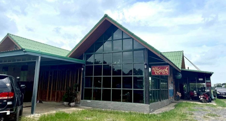 Terreno en venta en Khwao Sinarin, Surin