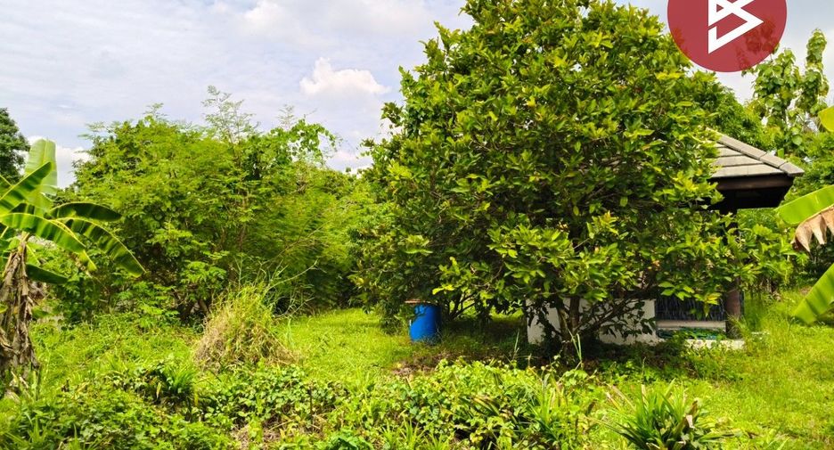 Terreno en venta en Phanat Nikhom, Chonburi
