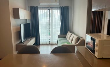 For rent 2 bedrooms condo 