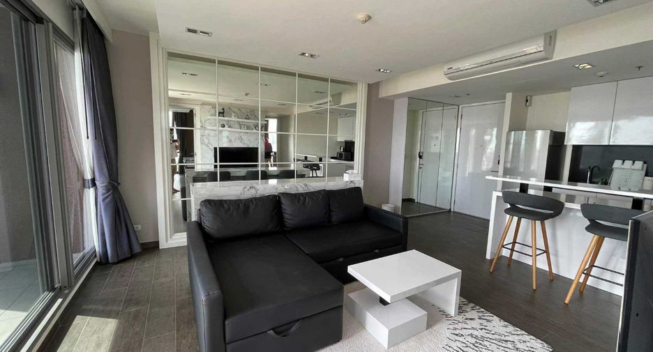 For rent そして for sale 2 ベッドルーム condo in Khlong Toei, Bangkok