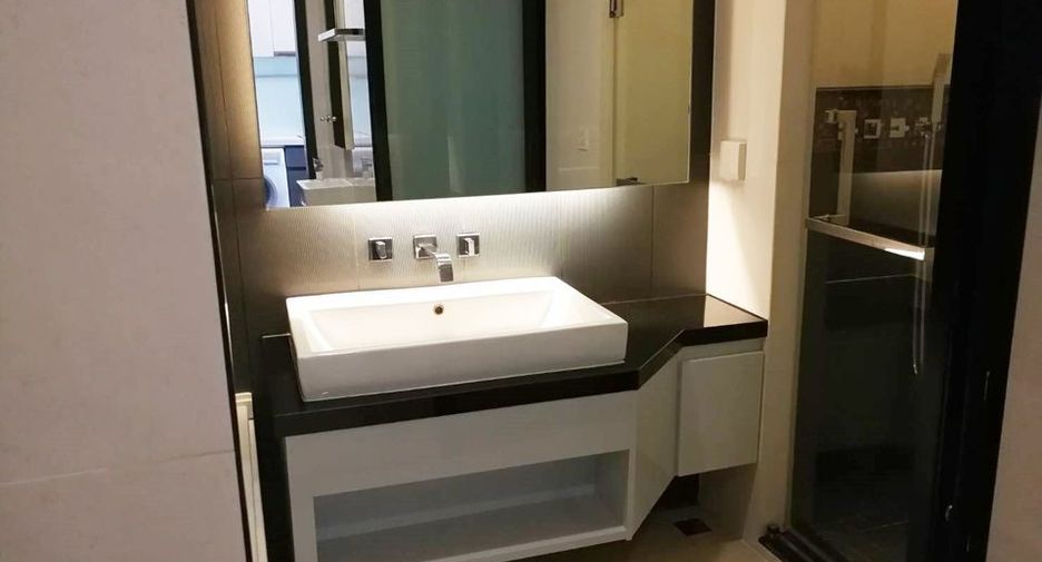 For rent 1 bed condo in Huai Khwang, Bangkok