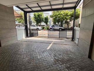For rent 3 bedrooms office in Bang Na, Bangkok