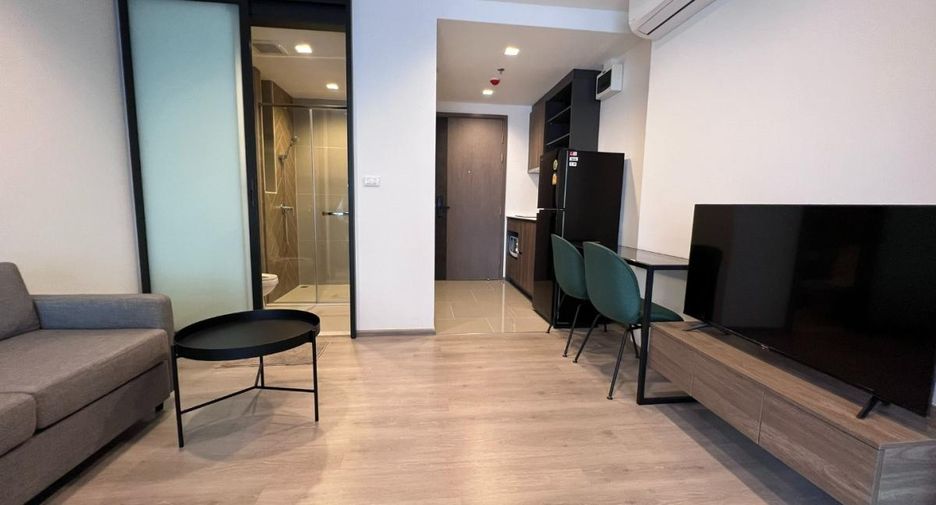 Haus zur Miete mit 1 Zimmer in Chatuchak, Bangkok