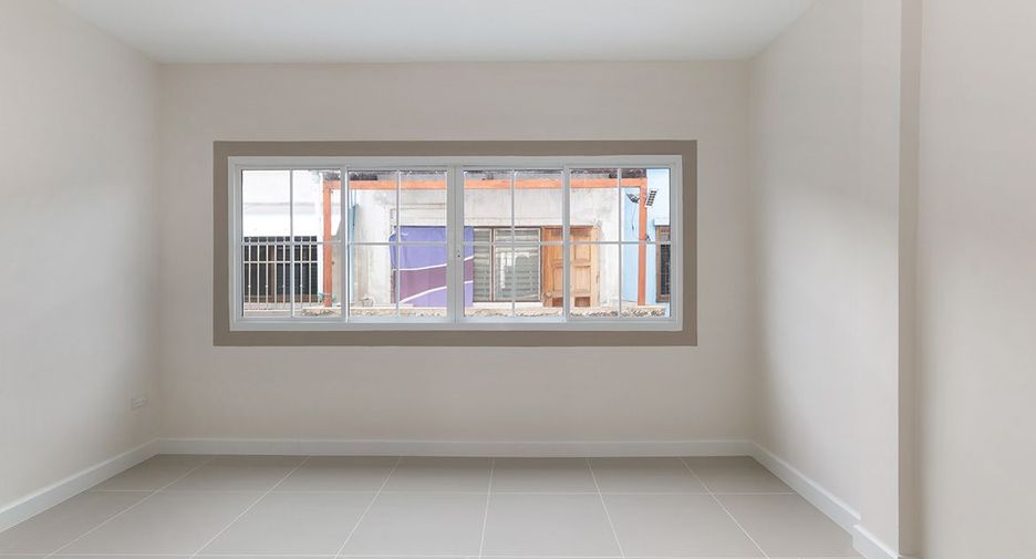 For sale 2 bedrooms townhouse in Pak Kret, Nonthaburi