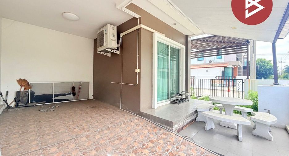 For sale 2 bedrooms townhouse in Mueang Samut Sakhon, Samut Sakhon