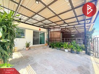 Casa adosada en venta de 3 habitaciones en Mueang Samut Sakhon, Samut Sakhon