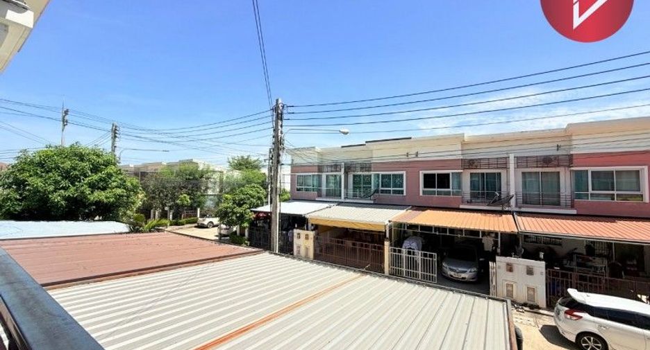 Casa adosada en venta de 3 habitaciones en Mueang Samut Sakhon, Samut Sakhon
