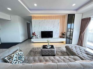 For rent 3 bedrooms condo in Bang Lamung, Chonburi