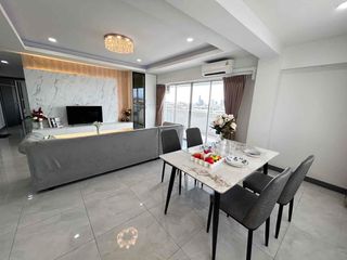 For rent 3 bedrooms condo in Bang Lamung, Chonburi
