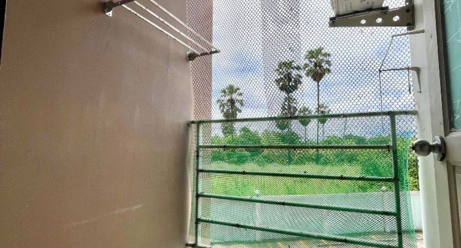 For sale 1 bed condo in Mueang Chon Buri, Chonburi