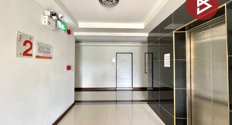 For sale 1 bed condo in Mueang Chon Buri, Chonburi