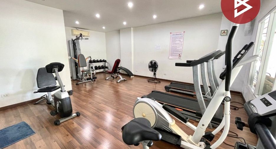 For sale 1 bed condo in Mueang Chon Buri, Chonburi