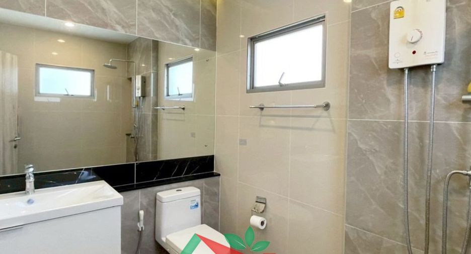À vendre 4 chambres maison à Pak Kret, Nonthaburi