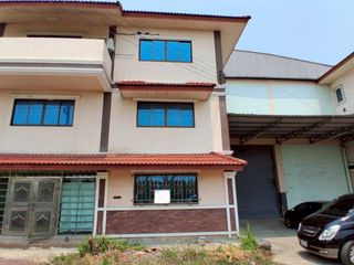 Almacén en venta en Mueang Samut Sakhon, Samut Sakhon