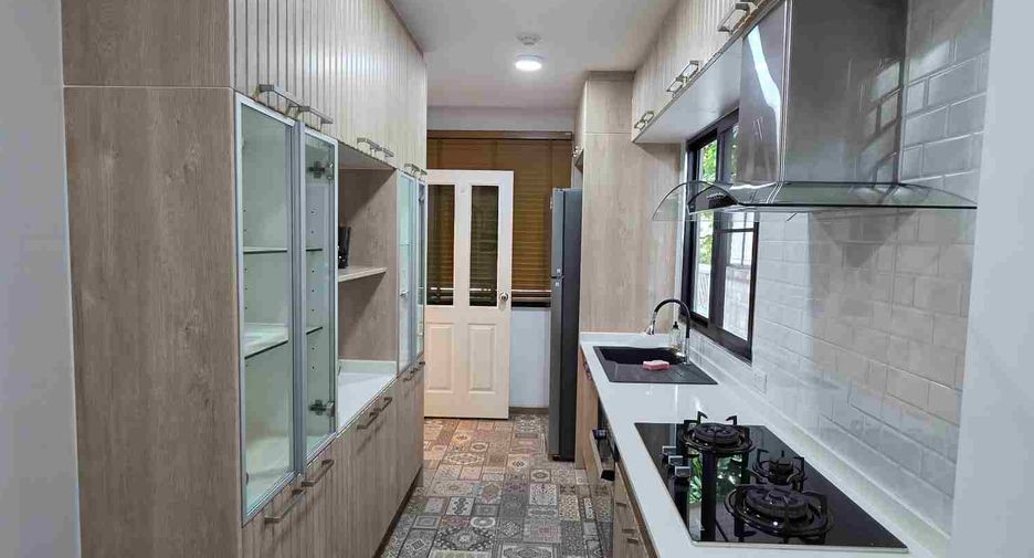 Casa en alquiler y en venta de 3 habitaciones en Samoeng, Chiang Mai