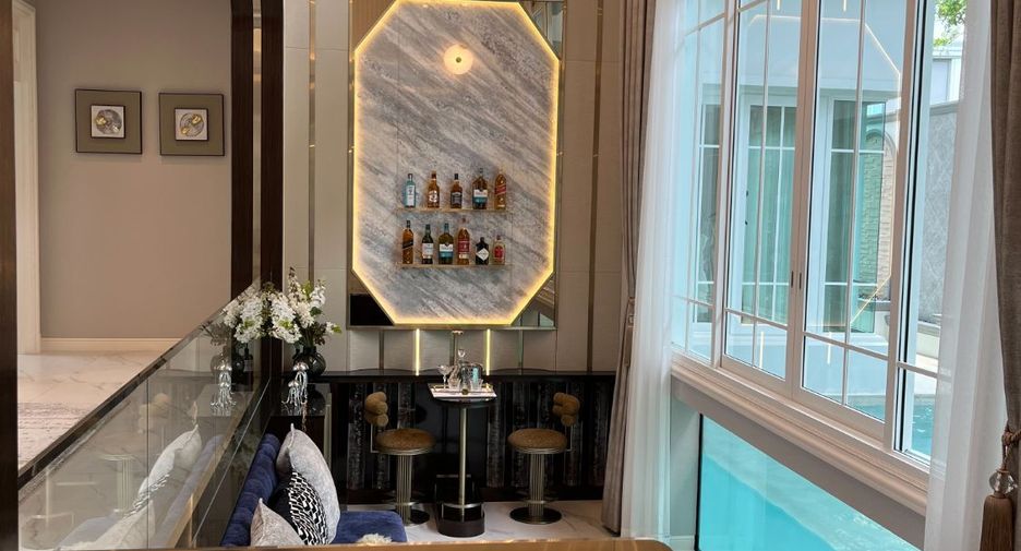 Casa en venta de 4 habitaciones en Mueang Nonthaburi, Nonthaburi