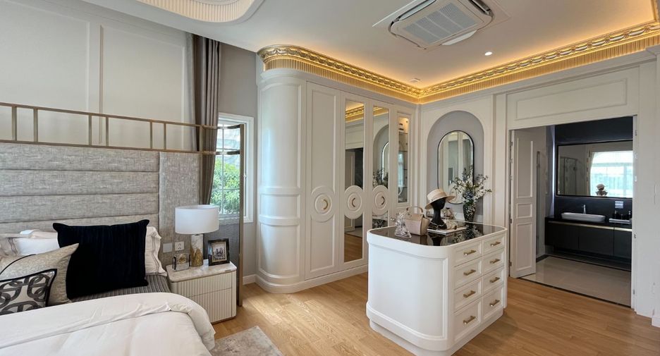 Casa en venta de 4 habitaciones en Mueang Nonthaburi, Nonthaburi