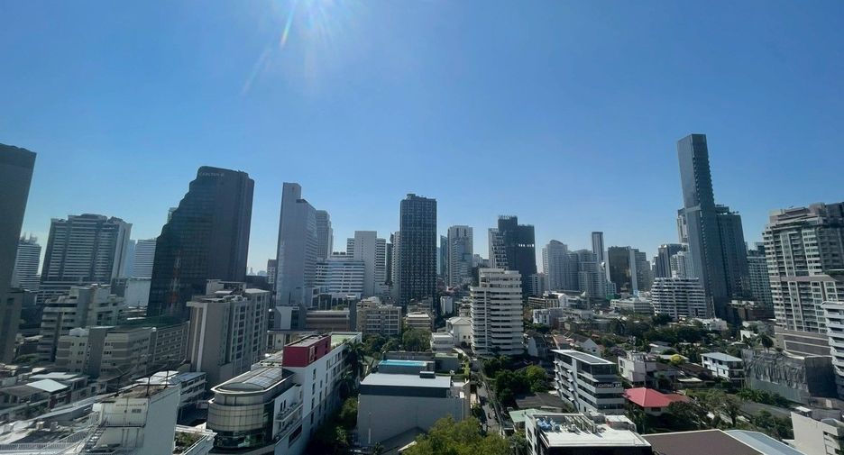 For rent 1 bed condo in Watthana, Bangkok