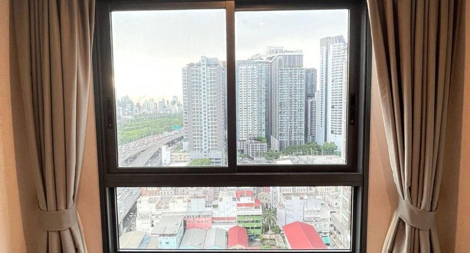 À louer 1 chambre condo à Huai Khwang, Bangkok