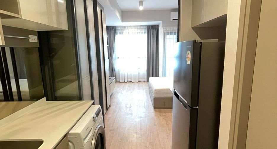 À louer 1 chambre condo à Huai Khwang, Bangkok