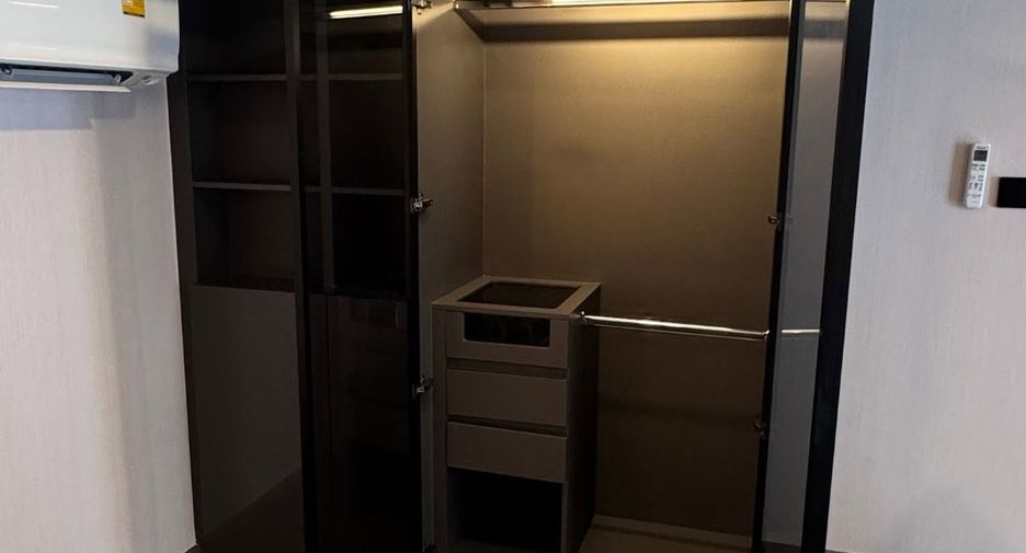 For rent 1 bed condo in Bang Rak, Bangkok
