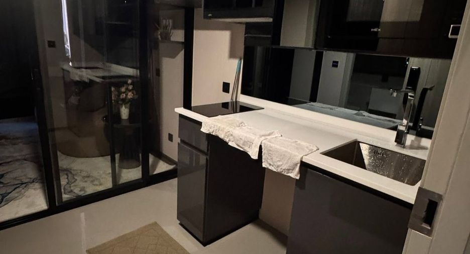 For rent 1 bed condo in Bang Rak, Bangkok