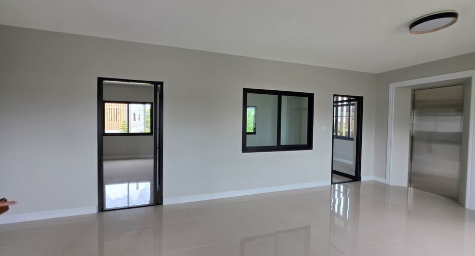 Büro zur Miete und zum Kauf mit 3 Zimmer in Pak Kret, Nonthaburi