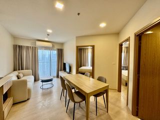 For rent 2 bedrooms condo in Khlong San, Bangkok