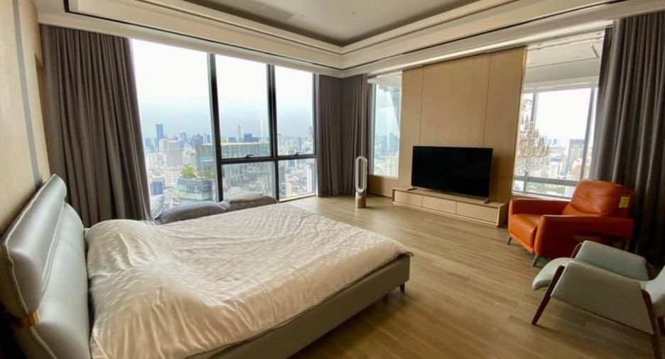 For rent 4 bedrooms apartment in Khlong Toei, Bangkok