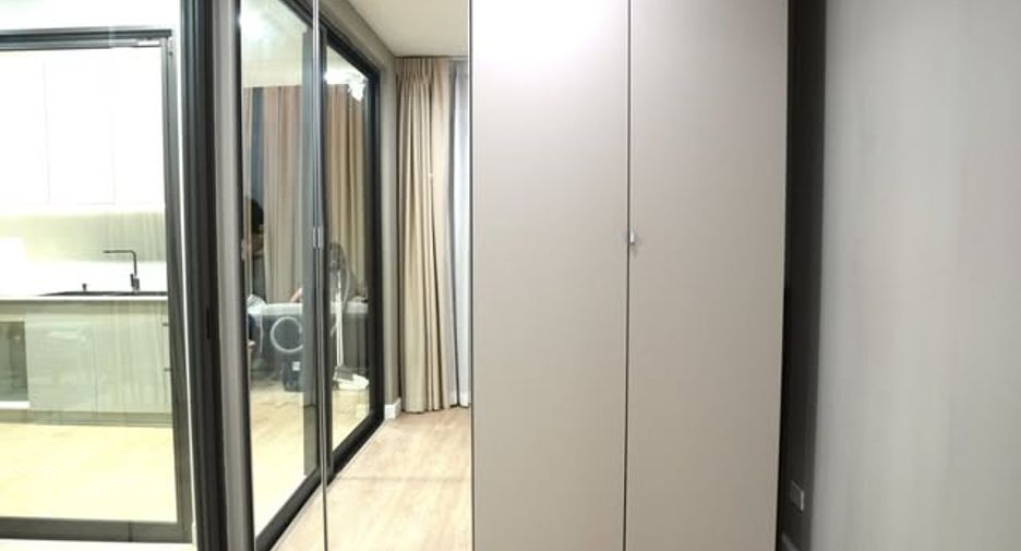 For sale 3 bedrooms townhouse in Suan Luang, Bangkok
